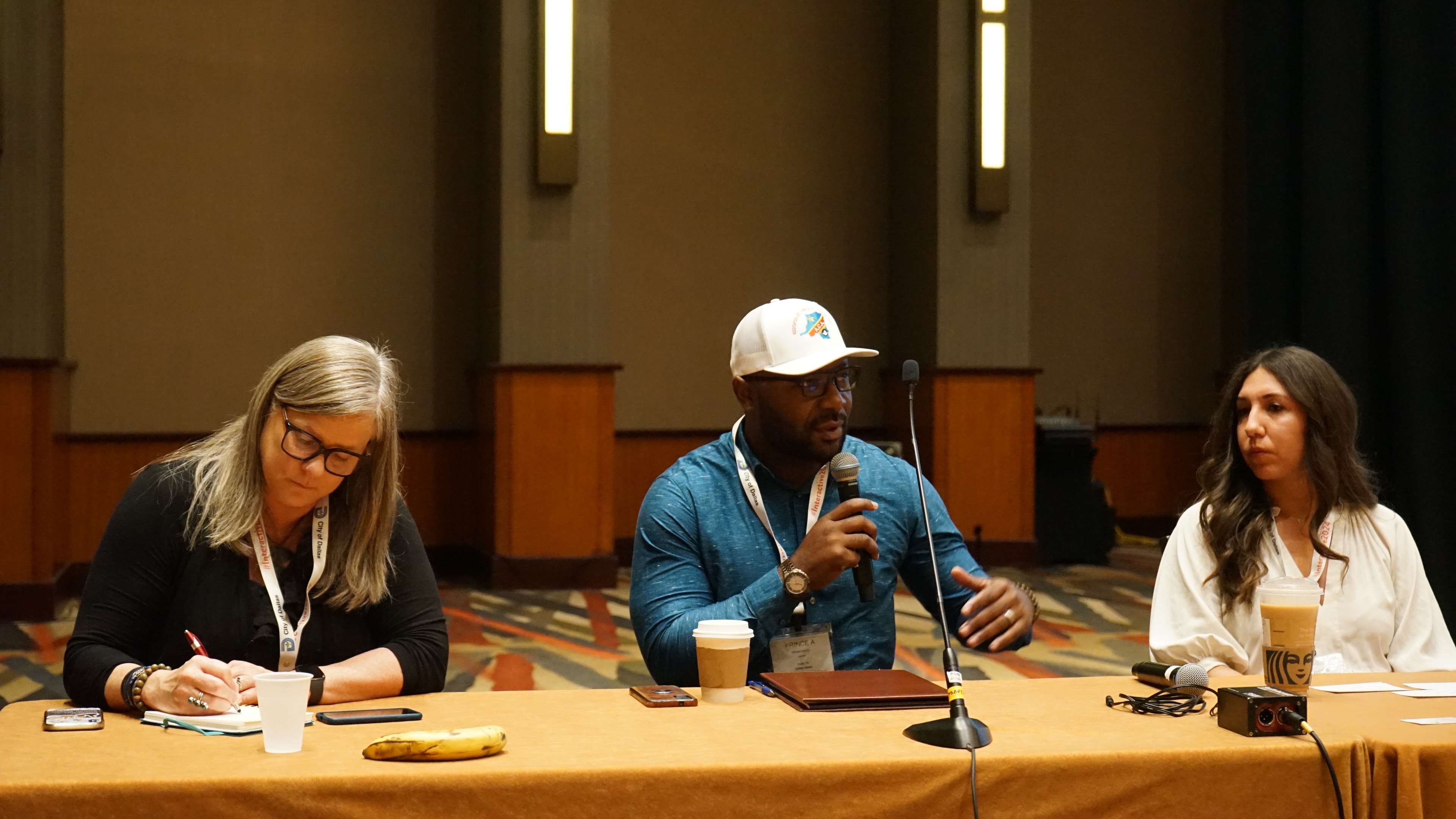 Shared Knowledge and Learning